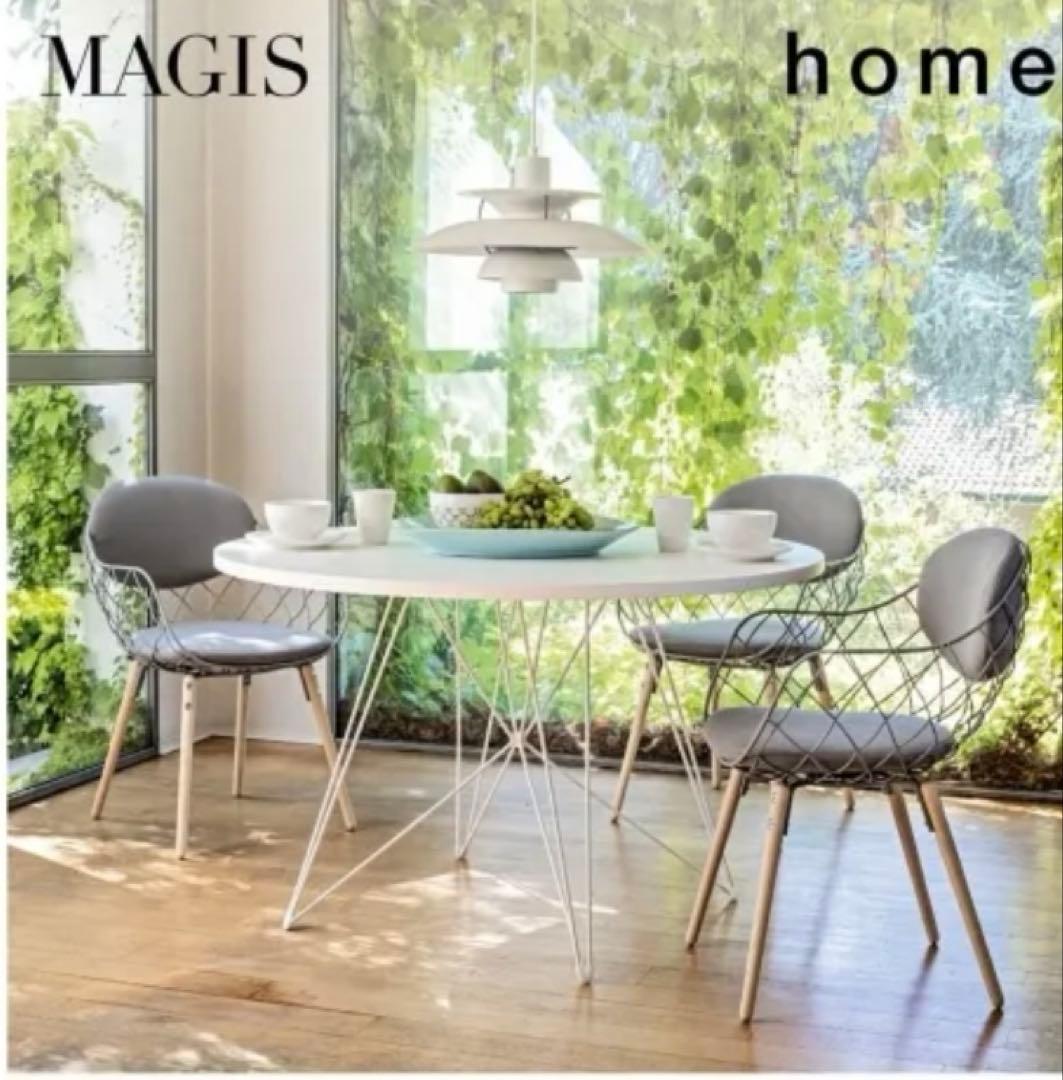 MAGIS XZ3 テーブル