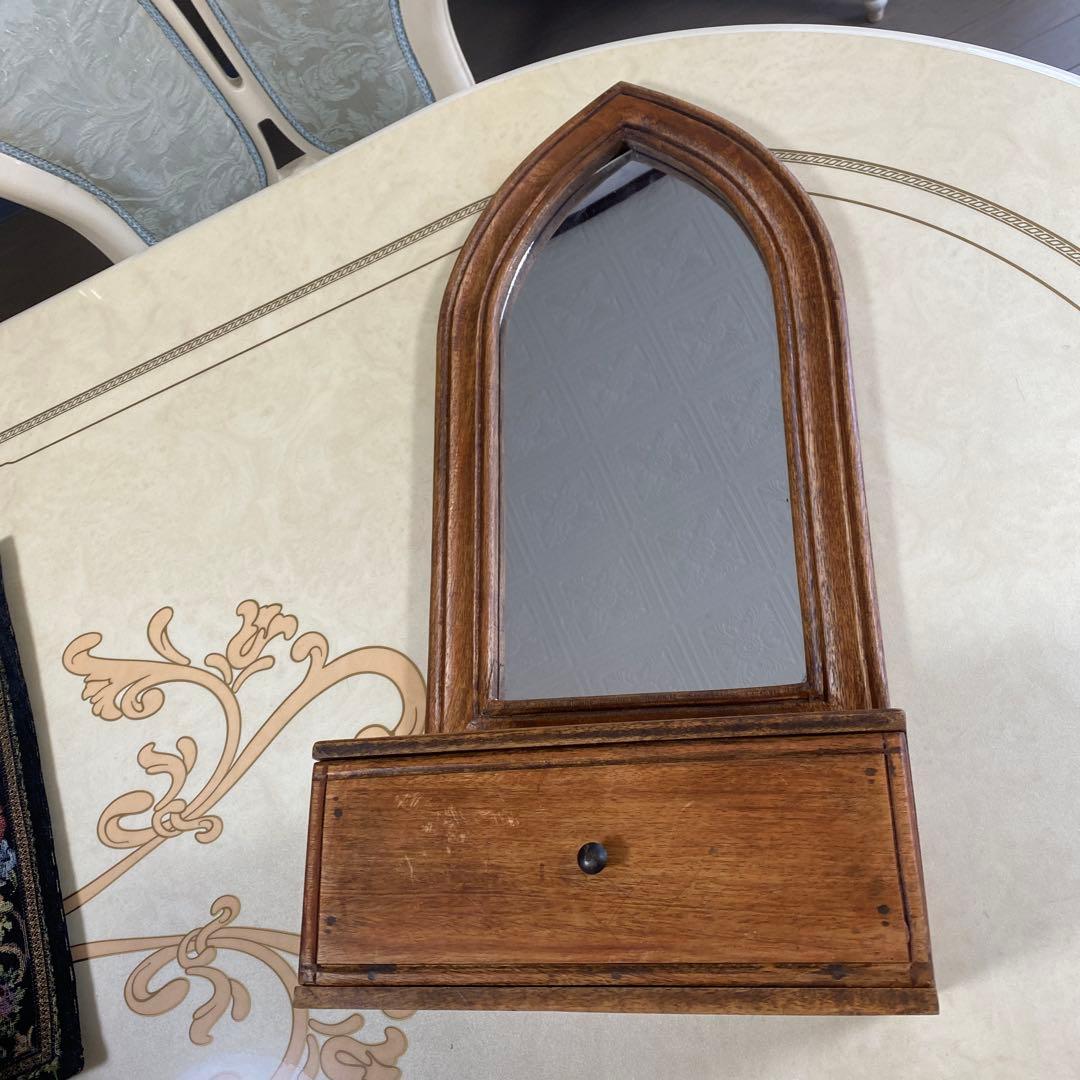 フランスアンティーク・ゴシック木製ドレッサー・引き出し付き