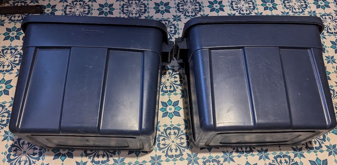 その他 Rubbermaid RoughneckStorage Box, 18 gal
