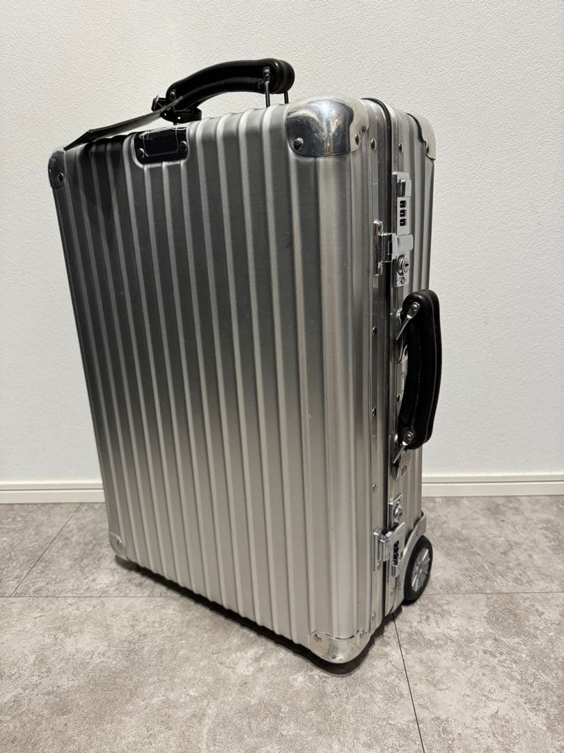 【えんおむすび】RIMOWA CLASSIC FLIGHT 2輪