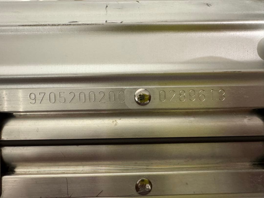 【えんおむすび】RIMOWA CLASSIC FLIGHT 2輪