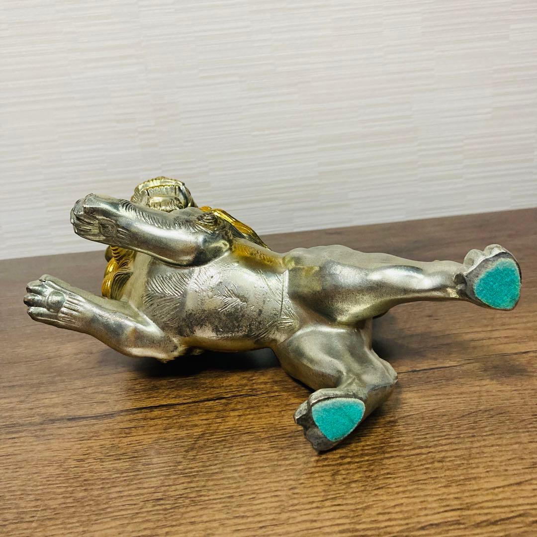 金属製　玉獅子　獅子　置物　インテリア　縁起物　玉乗り　金属工芸　工芸品　骨董品