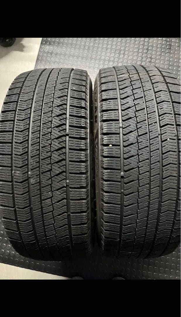 ブリヂストン VRX2 235/45R18 2021年製