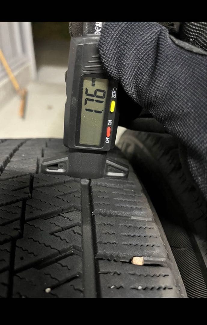 ブリヂストン VRX2 235/45R18 2021年製