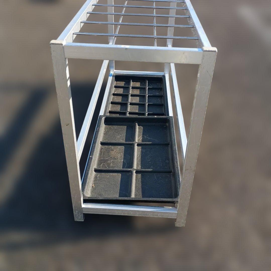 5031）コクヨ　３０本用　傘立て　アルミフレーム 難有