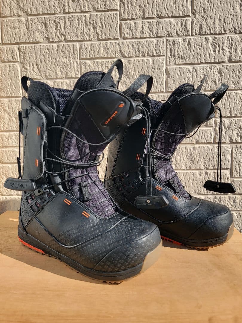 サロモン　SALOMON　DIALOGUE WIDE JP 25.5cm