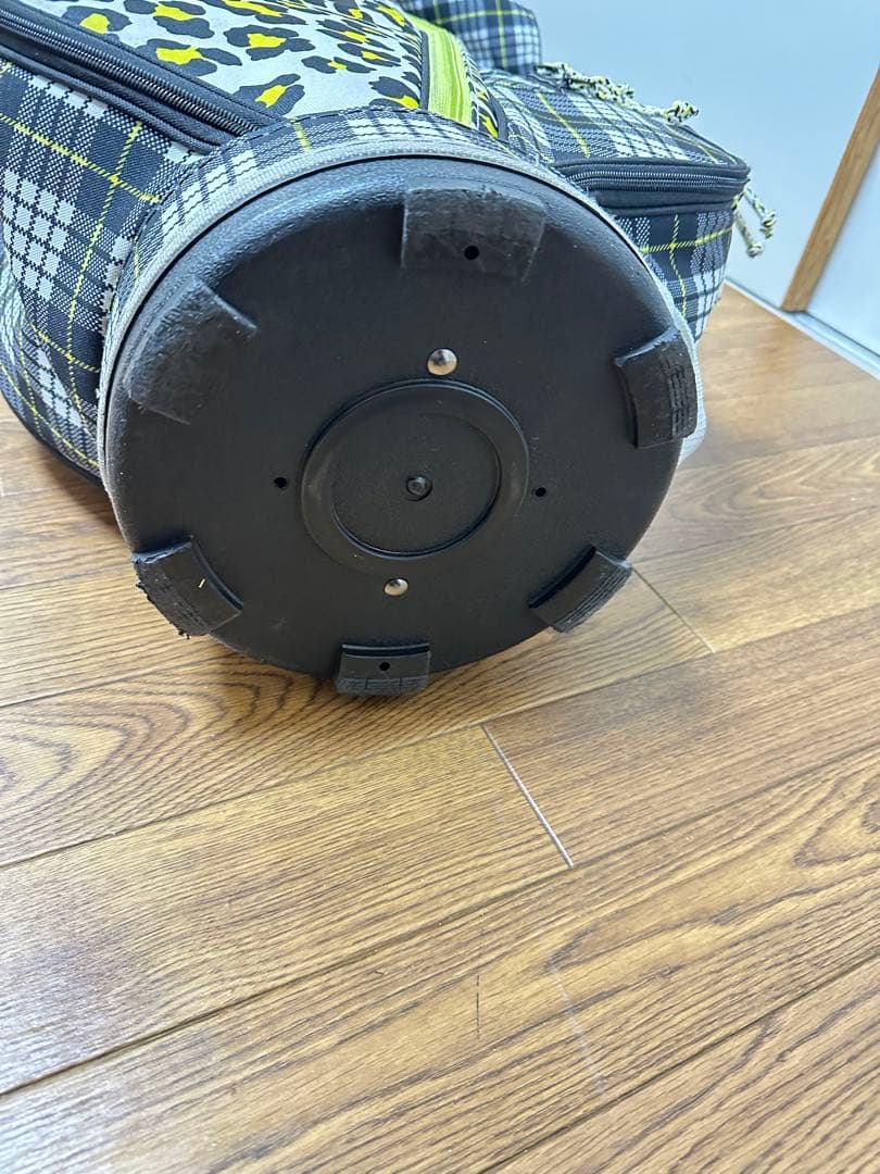 希少レアNEW BALANCE チェック柄ヒョウ柄　キャディバッグ　ゴルフ