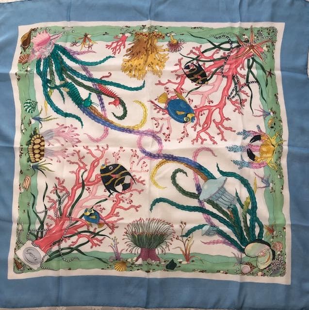 Gucci 　大判スカーフ