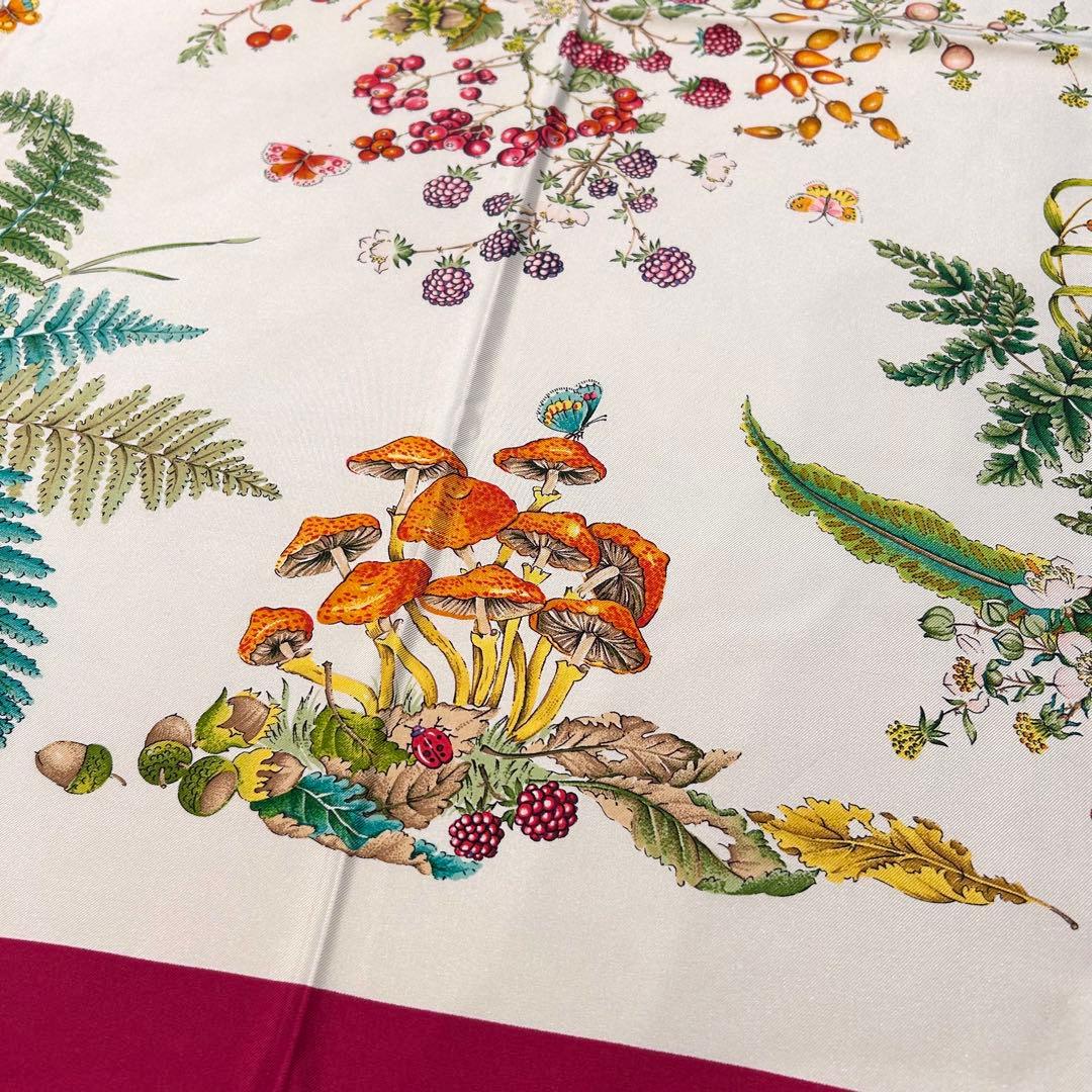 【極上美品】正規店購入品 グッチ フローラ柄 シルクスカーフ ヴィンテージ 綺麗