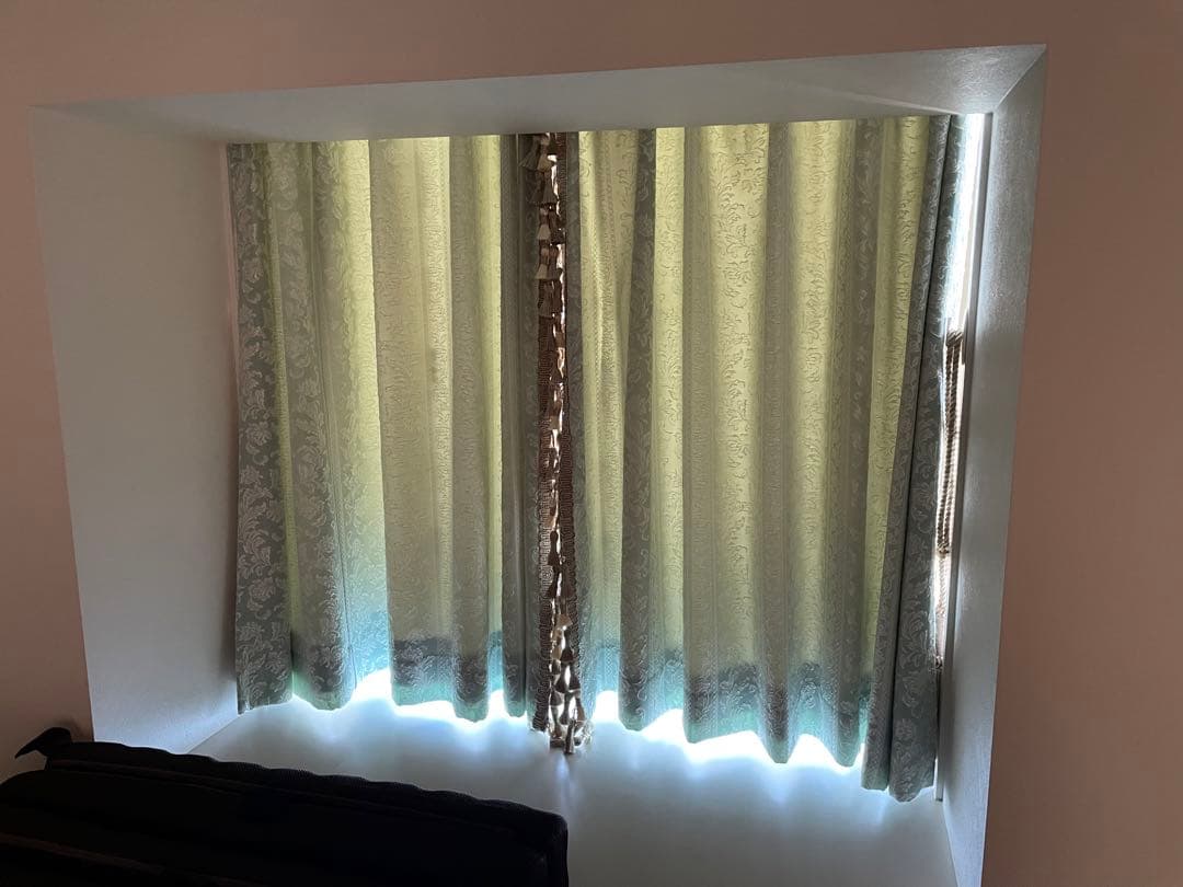 フリンジカーテンシリーズ　裏地付き・遮光・遮熱・防音