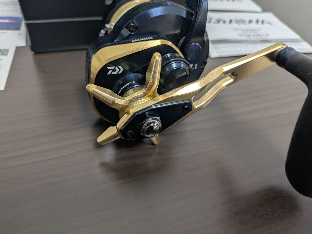 SALTIGA 15HL ソルティガ ほぼ新品ジギング ブリ・カンパチ・ヒラマサ