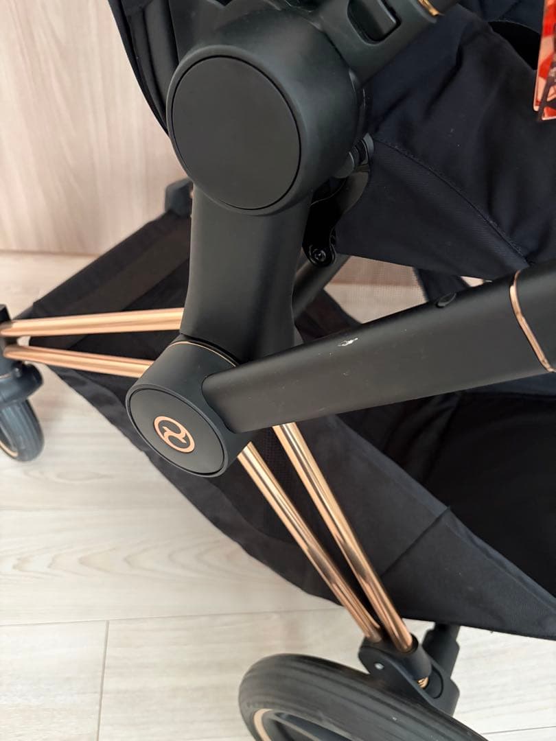 【cybex】プリアム(Priam) ローズゴールド