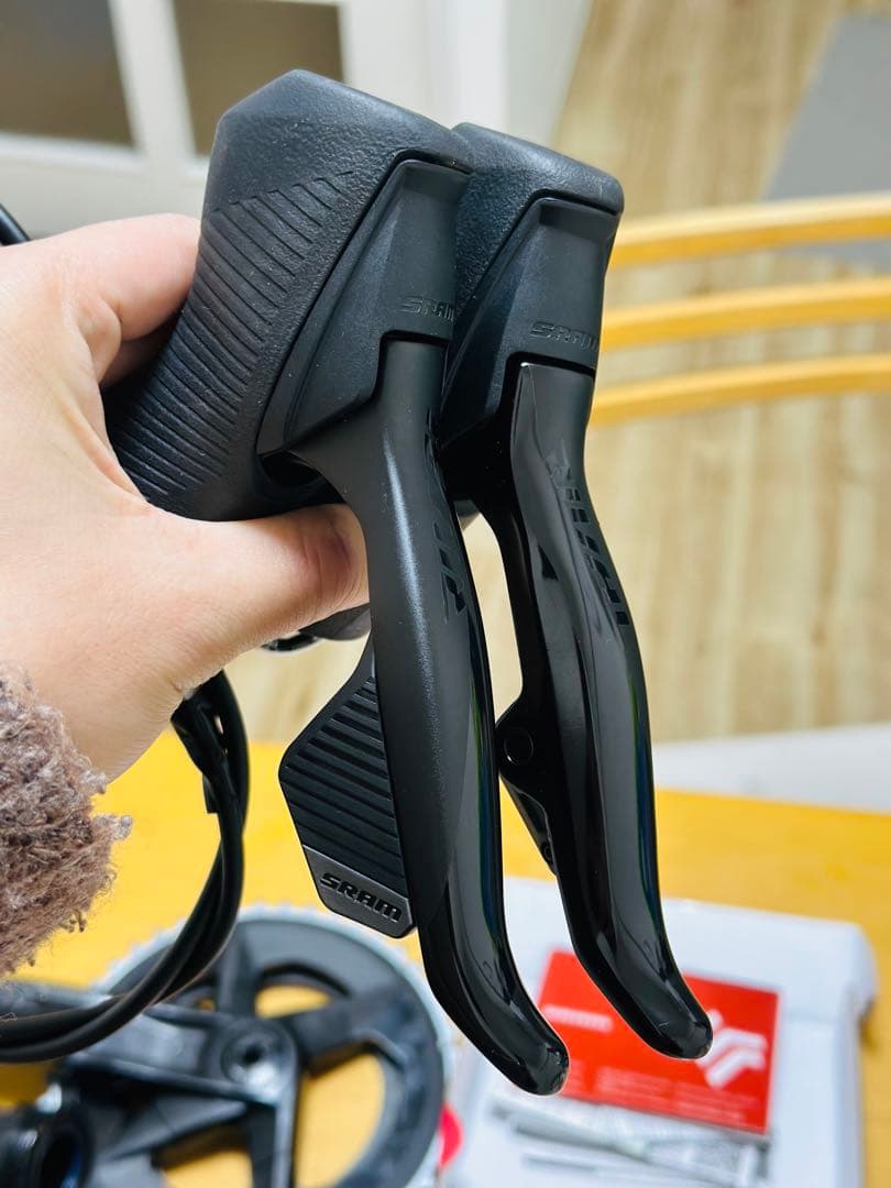 SRAM Rival eTap AXS フルセット