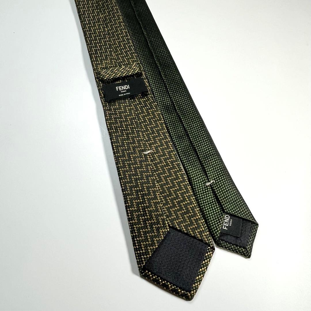 希少✨極美品✨FENDI フェンディ ネクタイ 高級シルク　フェンディフェイス