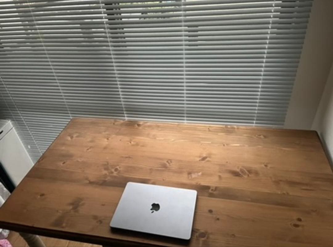 木製ダイニングテーブル 大きめ シンプルデザイン