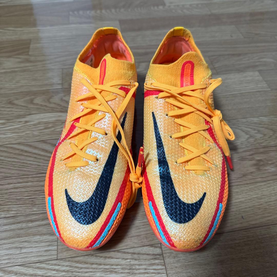 NIKE ファントム GT2 エリート FG