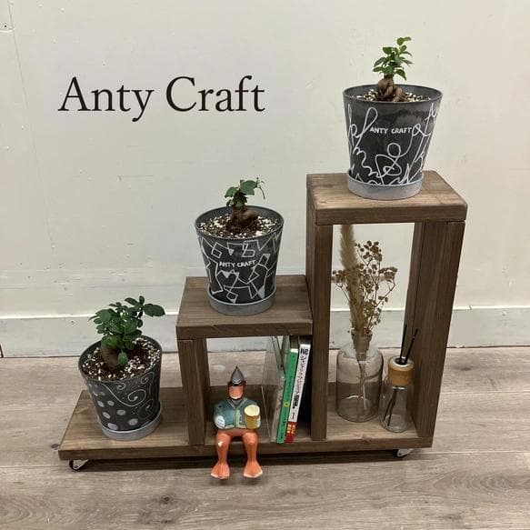 【サイズオーダー可】【引取可能】キャスター付飾り棚 プランタースタンド