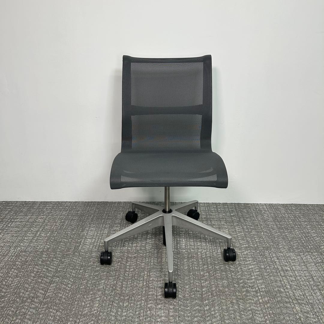 Herman millerハーマンミラーSetu（セトゥ）チェア;