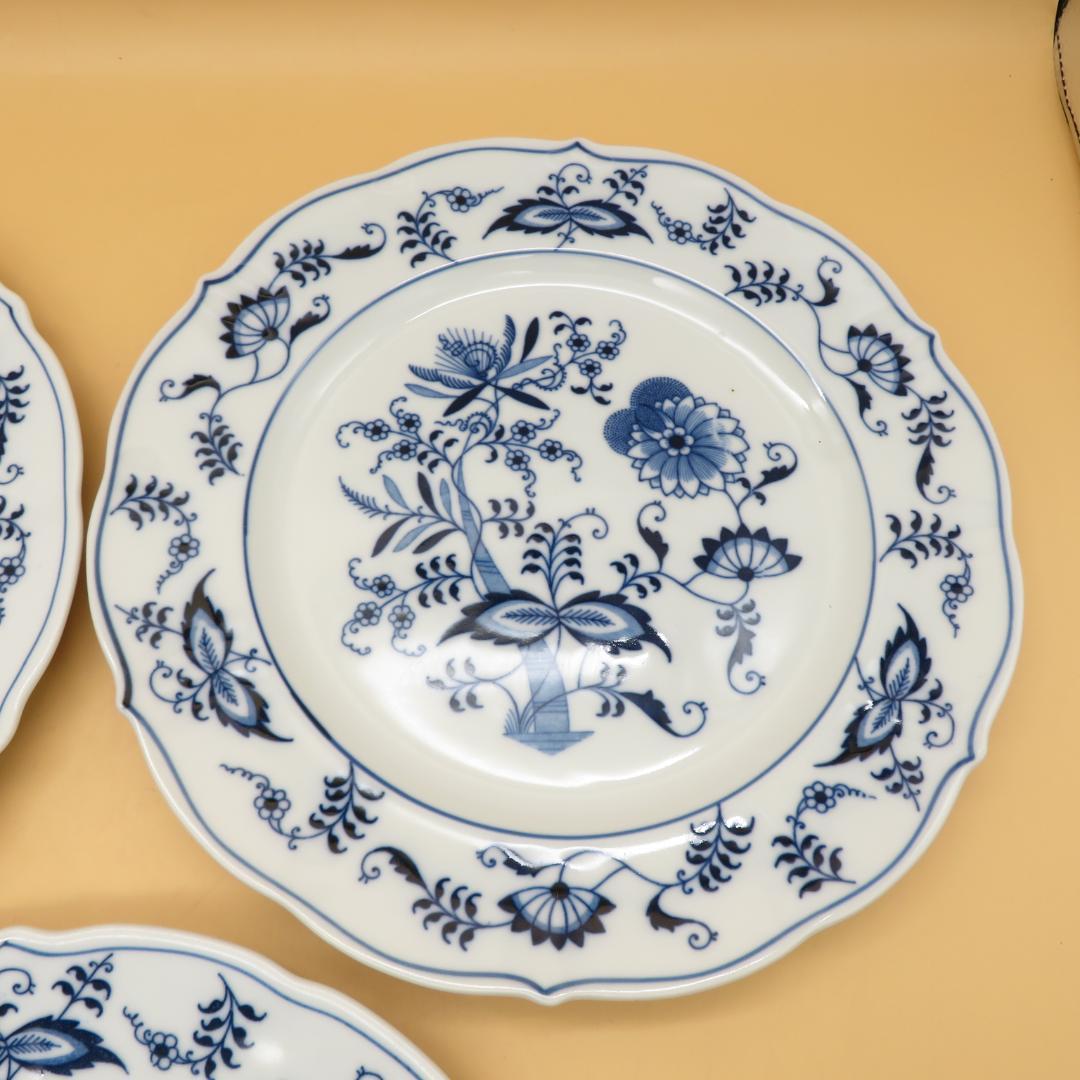 ブルーダニューブ Blue Danube　皿　カップ　ソーサ―　まとめて　１６個