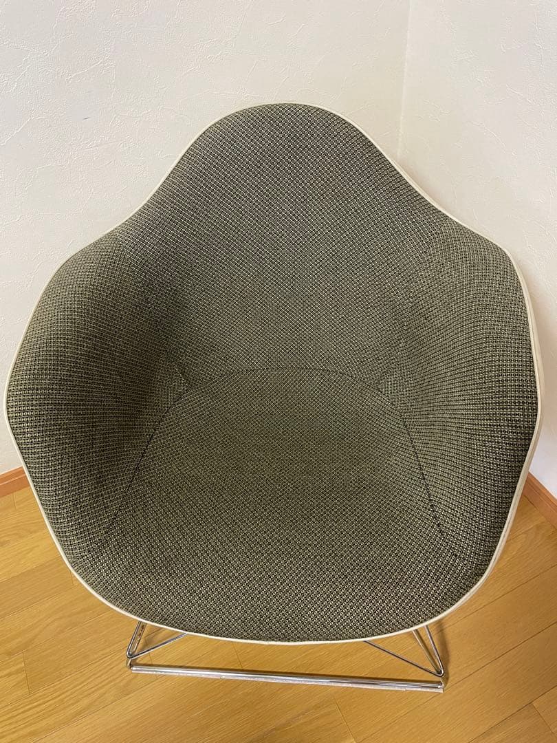 アームシェルチェア　ハーマンミラー　イームズ アームシェルチェア