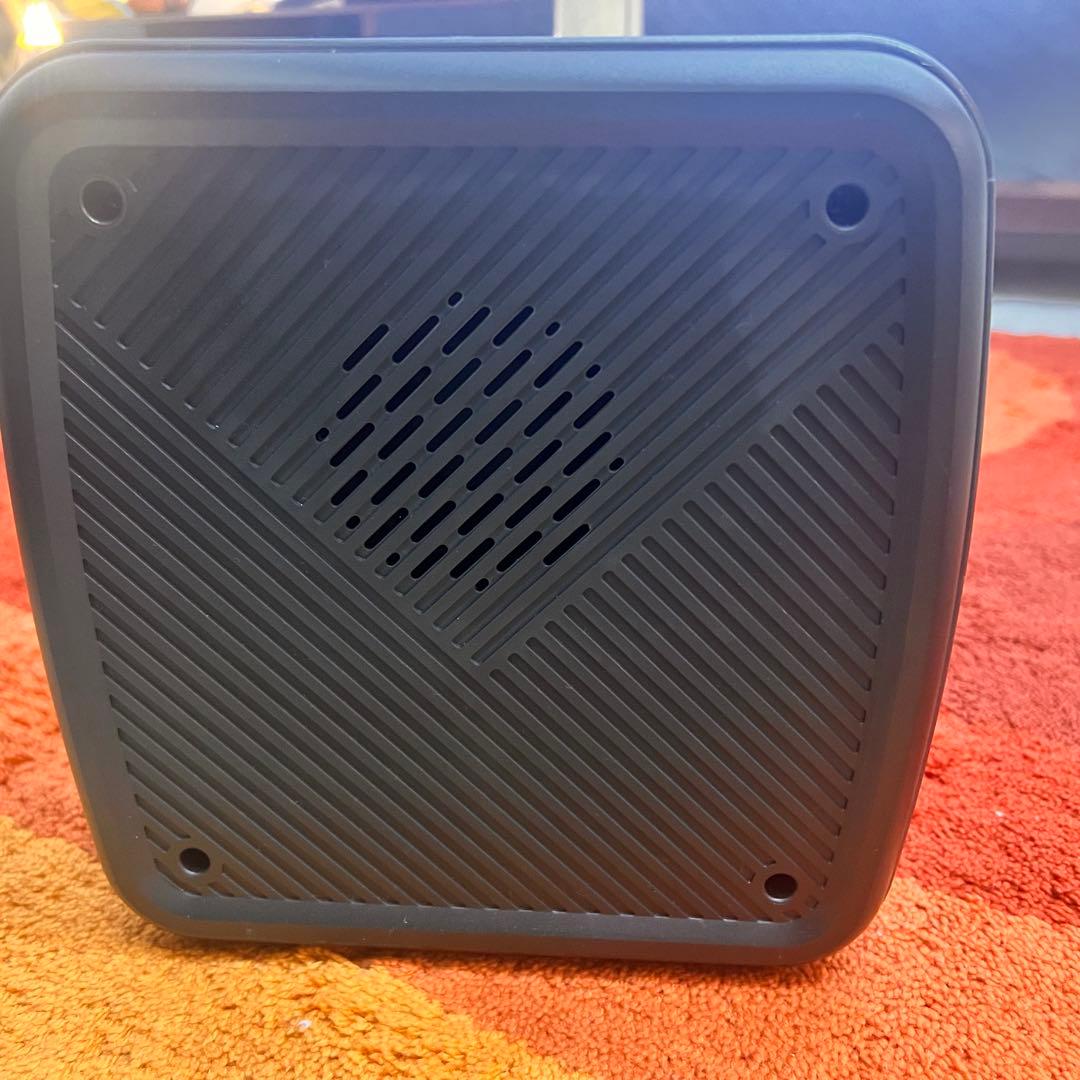 BLUETTI ポータブル電源 EB70S 大容量716Wh