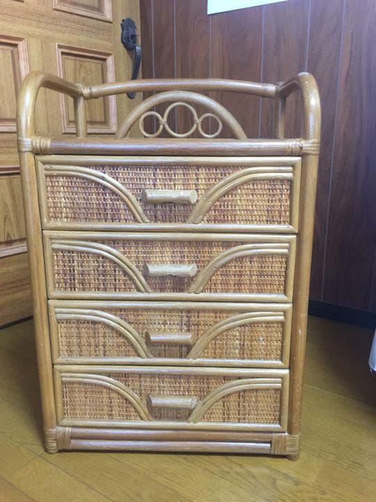 ラタン チェスト