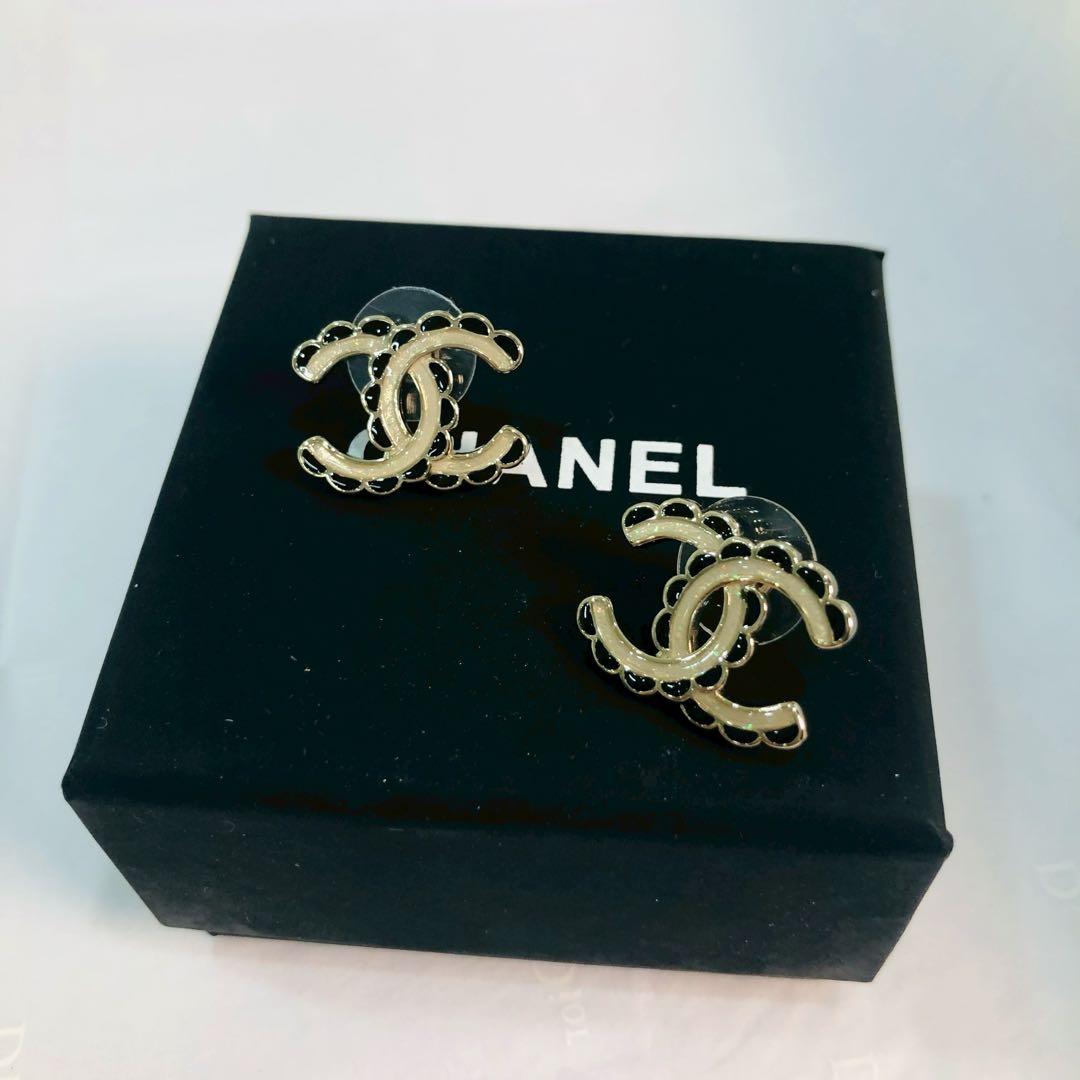 ♡CHANEL ゴールドトーン スクエアモチーフ ピアス ココマーク♡