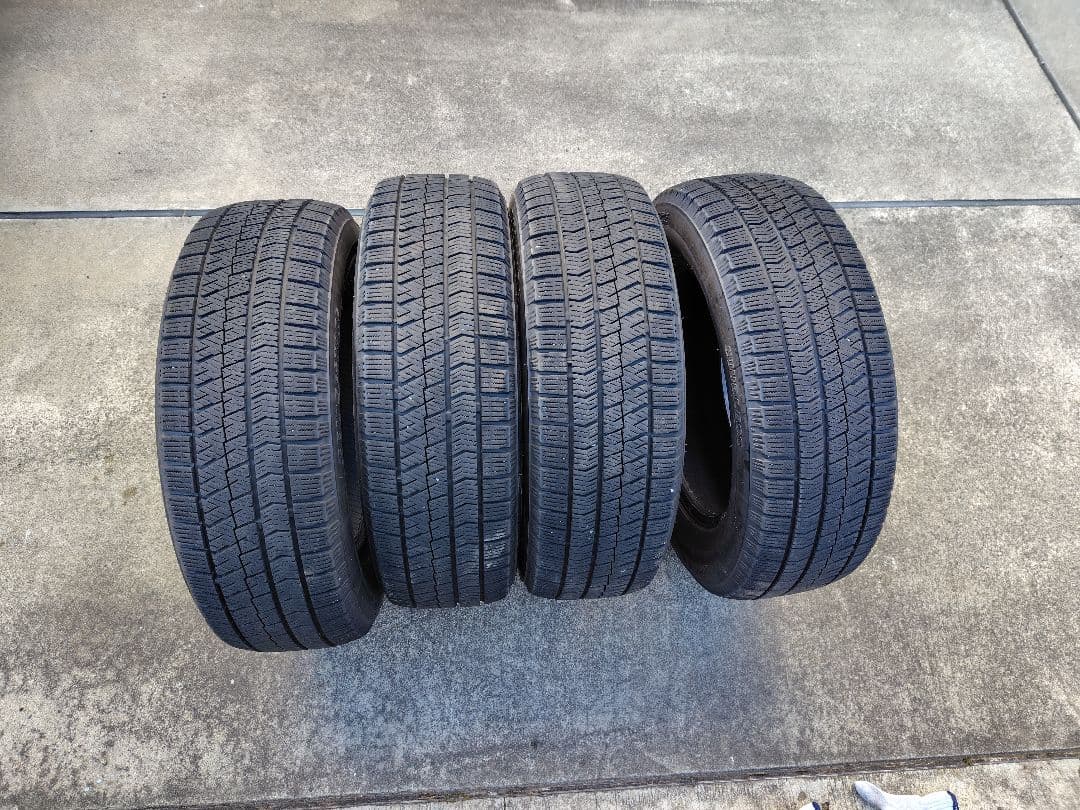 ブリヂストン VRX2 スタッドレス 195/65r15 インチ 4本 21年
