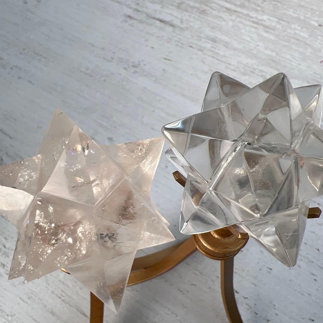 天然石　マカバスター　ピンクアゼツライト　台座付き