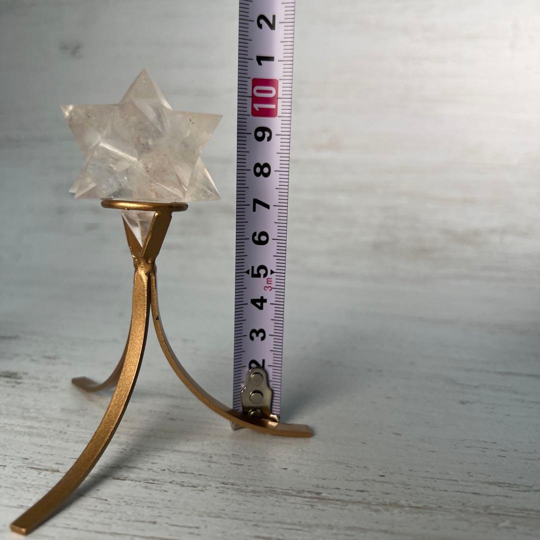 天然石　マカバスター　ピンクアゼツライト　台座付き