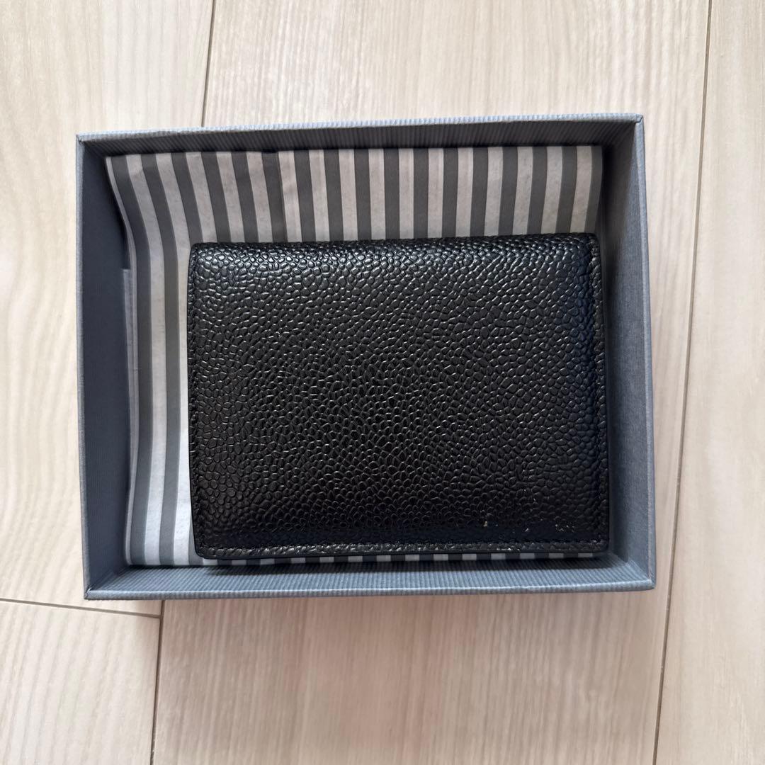 【美品】THOM BROWNE ブラック 二つ折り財布 箱付き