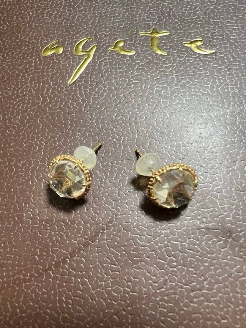 agete ゴールドクリスタルピアス