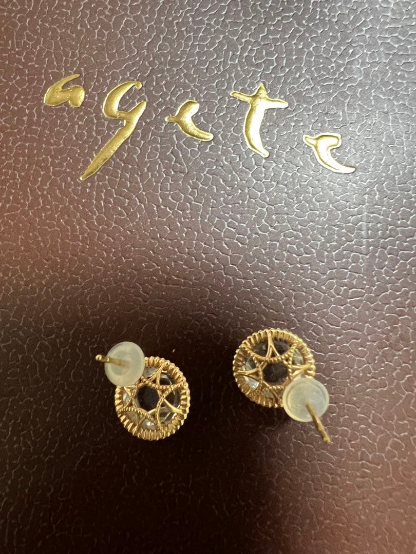agete ゴールドクリスタルピアス