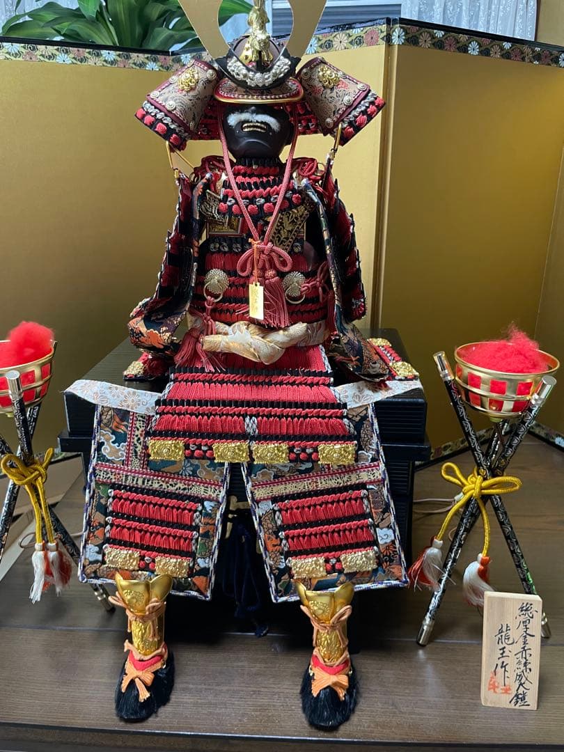 50年前の伝統的 五月人形 武士の姿