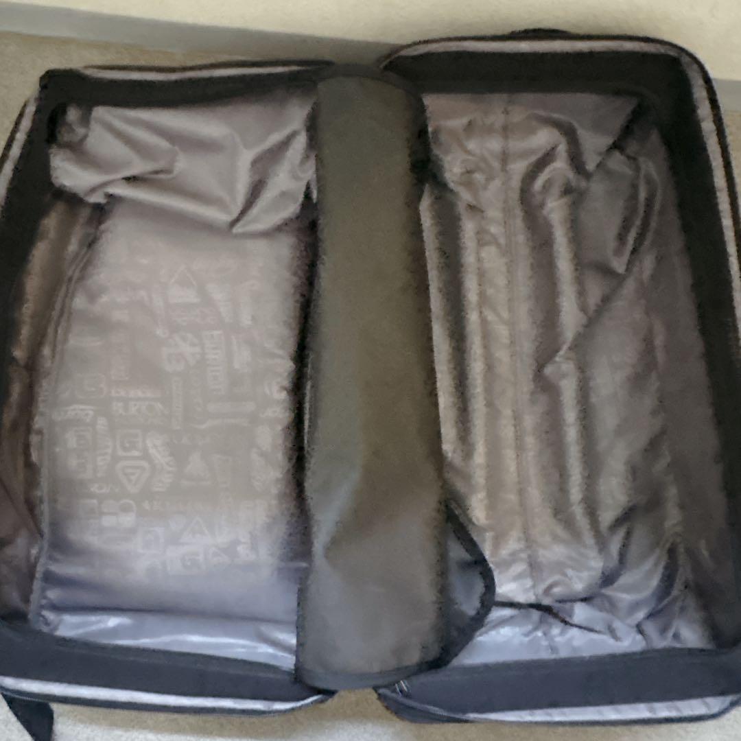 ☆レア☆　BURTON WHEELIE SUB 121L　キャリーバッグ