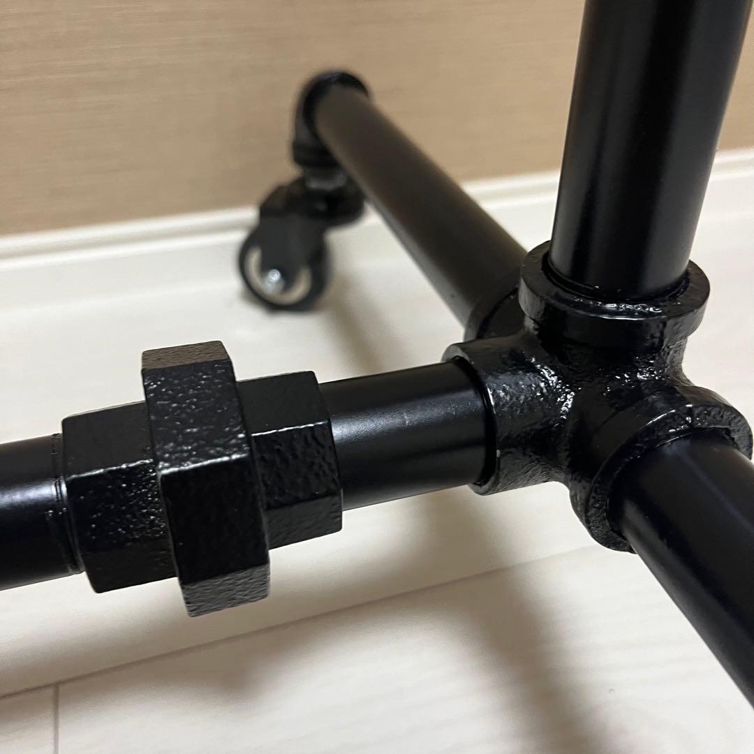 ハンガーラック ガス管 水管 アイアン パイプ 黒　頑丈 アンティーク