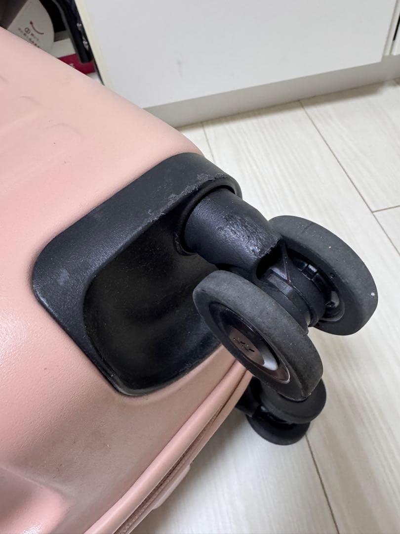 LOJEL S キャリーケース ピンク 機内持ち込み可　スーツケース