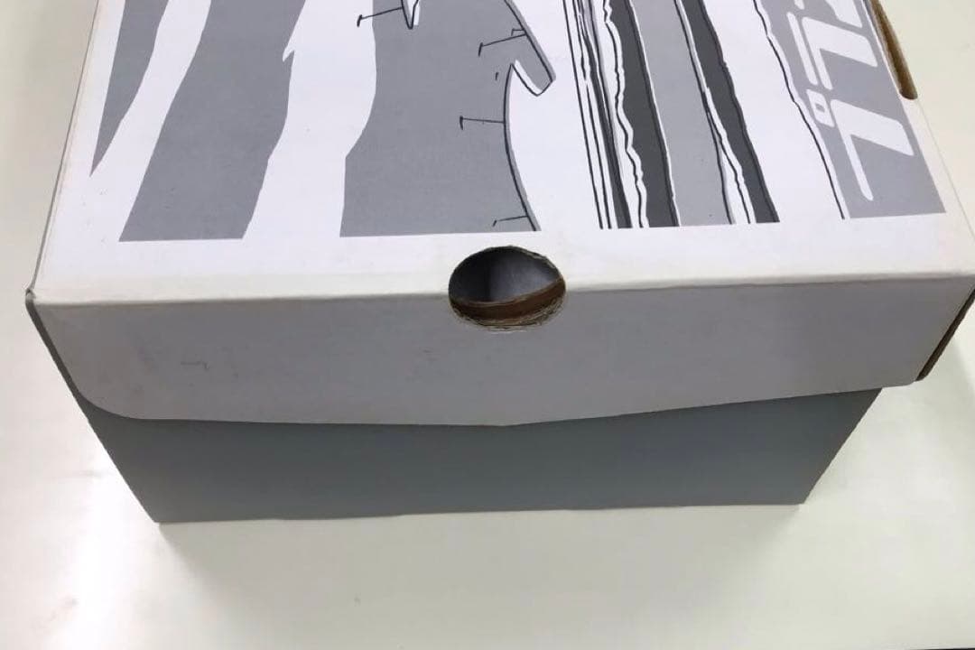 エウレカセブン レントン スニーカー プラスエイト 27.5cm(9.5)