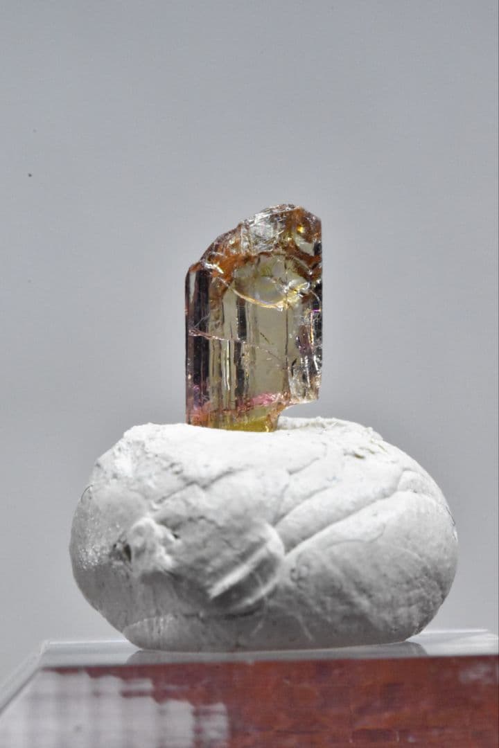 タンザナイトフェア！ パーティーカラータンザナイト原石A05