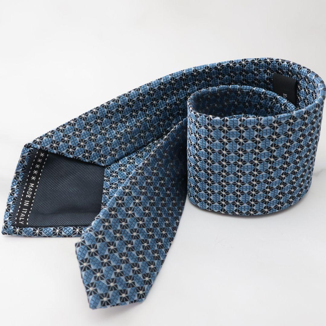 未使用に近い ゼニア ネクタイ 青色系 イタリア製