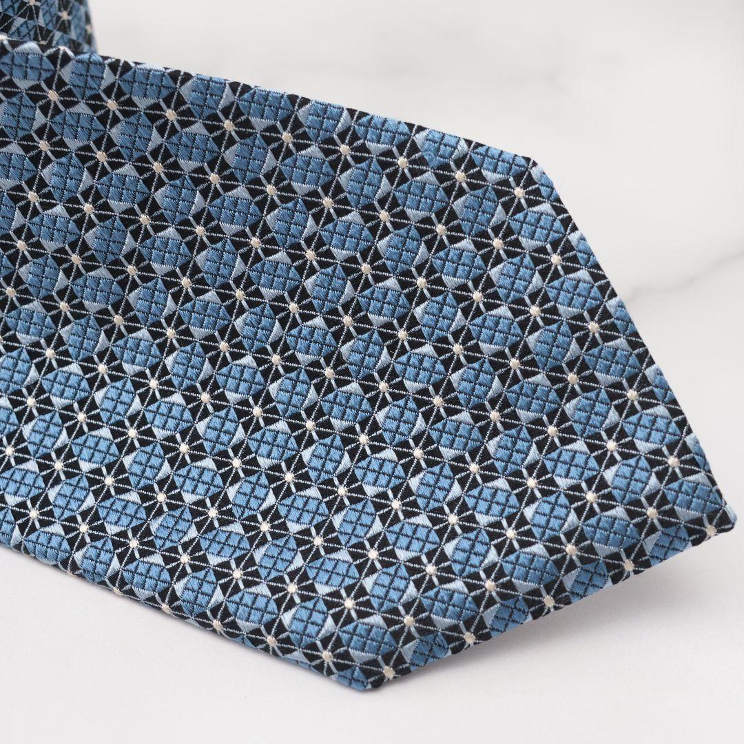 未使用に近い ゼニア ネクタイ 青色系 イタリア製