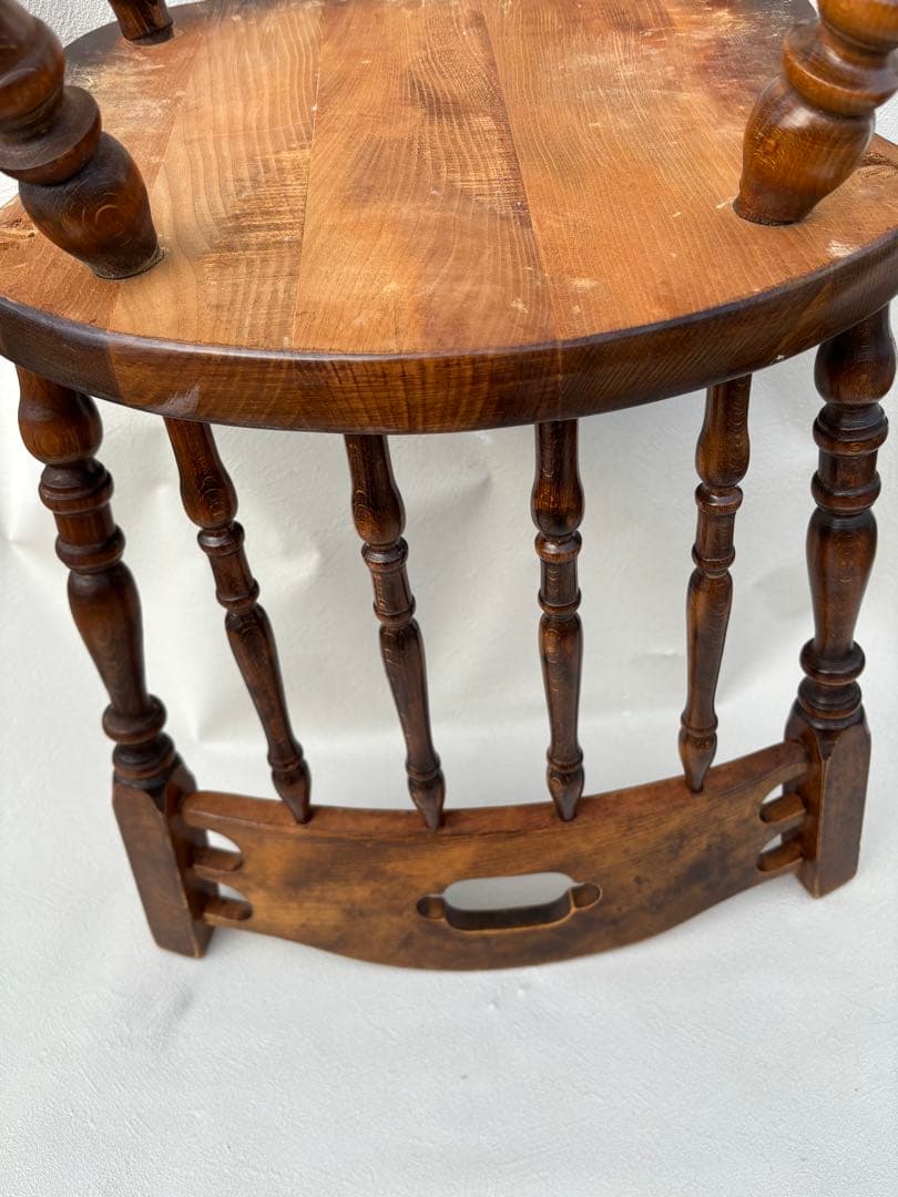 アンティークな飛騨産業のウィンザーチェア　キツツキマーク　椅子希少