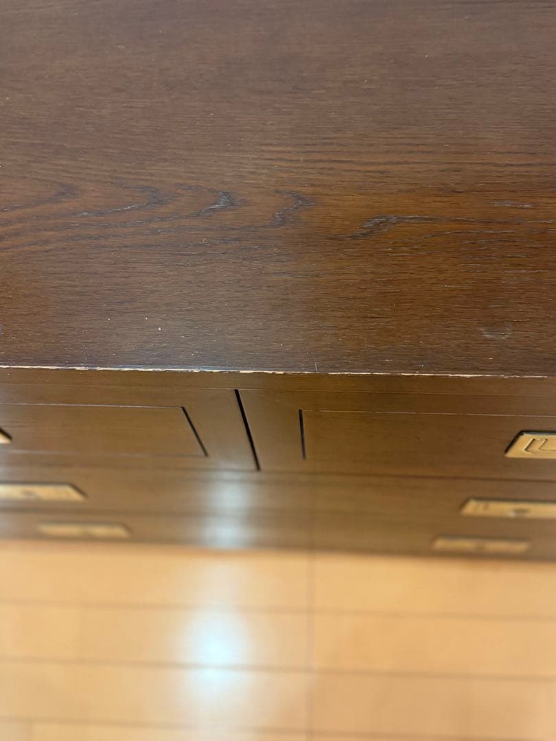 ドマーニ製 アンティーク木製ダークブラウンチェスト 4引き出し