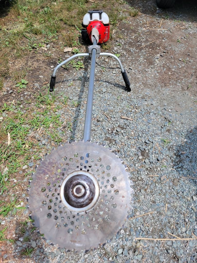 草刈り機＋ハーネス[ZENOAH BC4410EZ、STIHL X-TREEM]