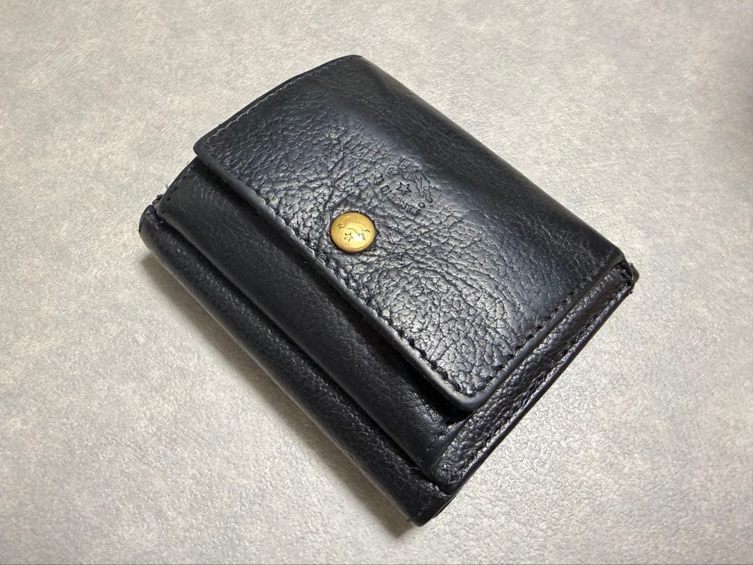 イルビゾンテ　トリフォルド ウォレット　三つ折り財布　ブラック