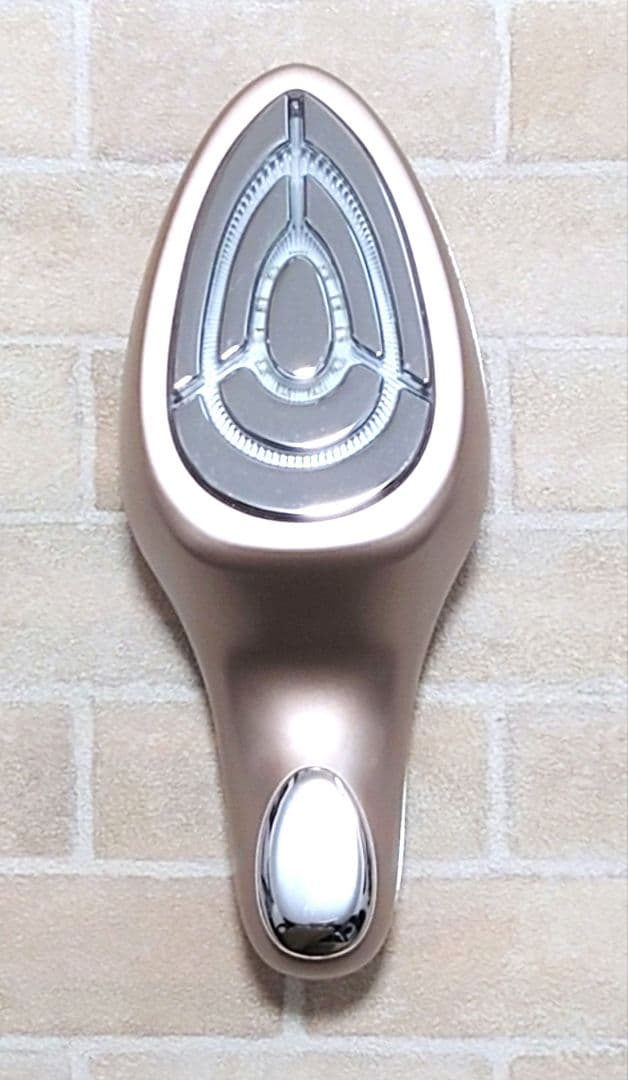 美品　ME LA BOUM ラボン　エクラ　美顔器 IKKO　プロデュース