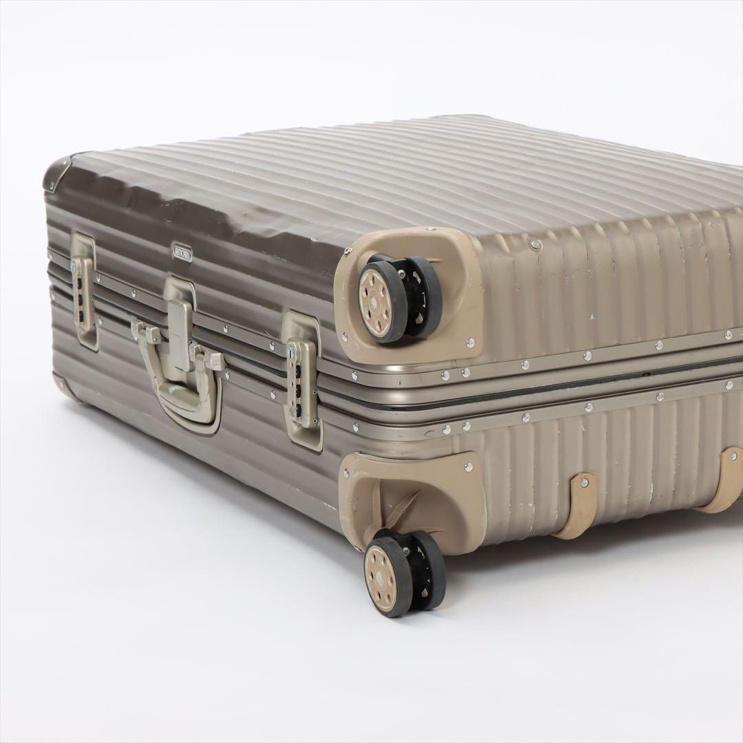 リモワ トパーズ チタニウム アルミニウム キャリーケース シャンパンゴールド