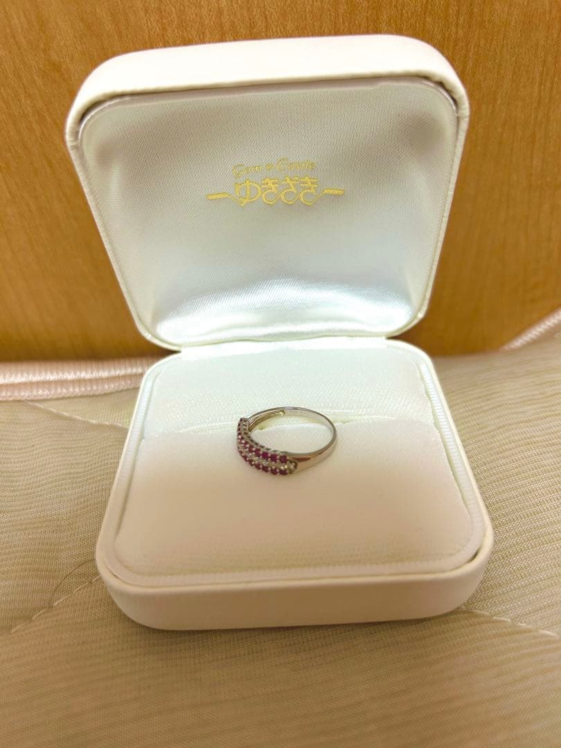 ルビーとダイアモンドの指輪