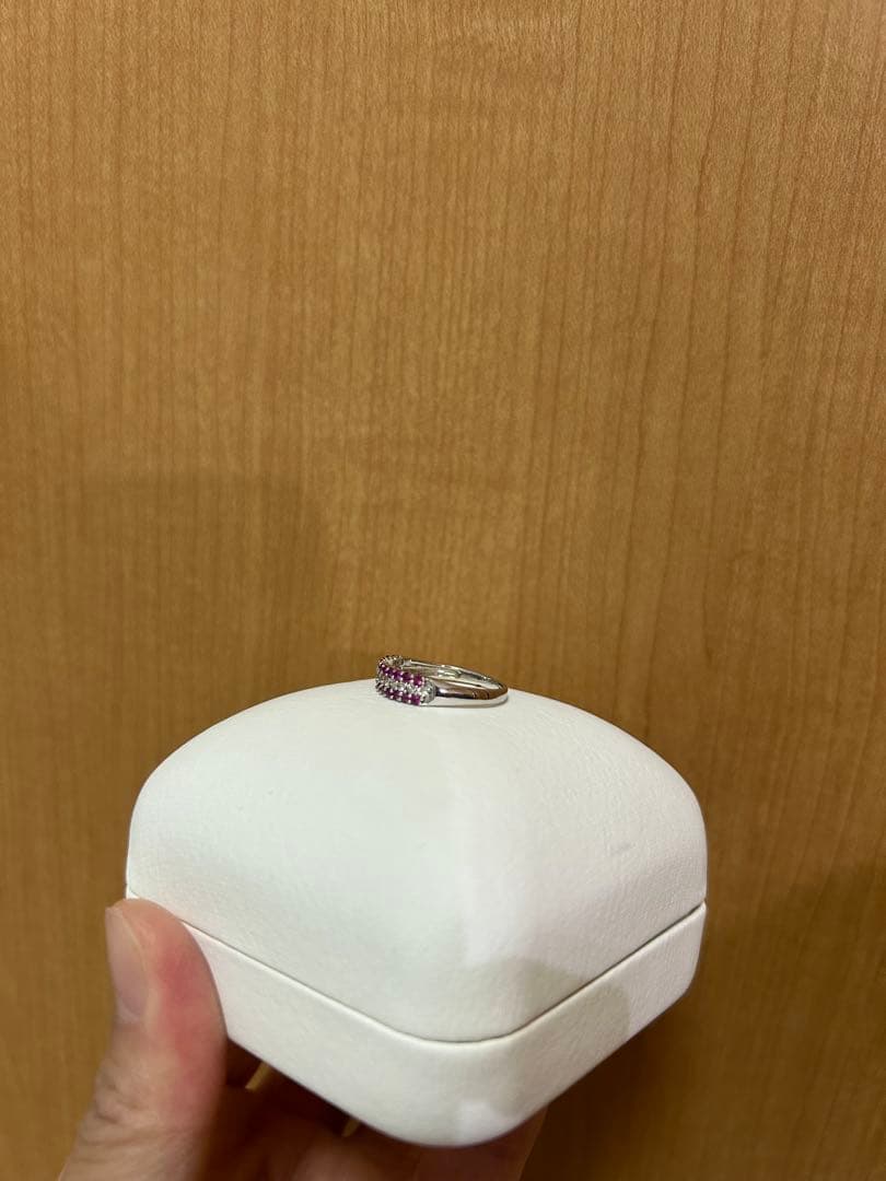 ルビーとダイアモンドの指輪