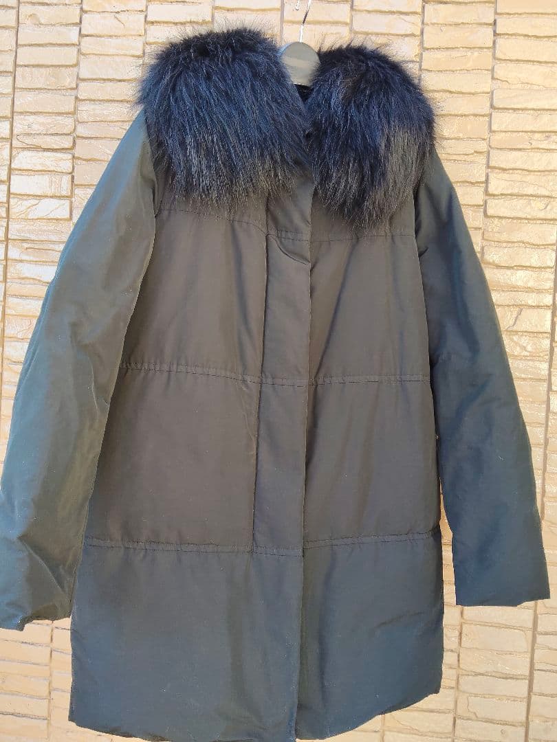 MONCLER　ファー付き黒ロングダウンジャケット